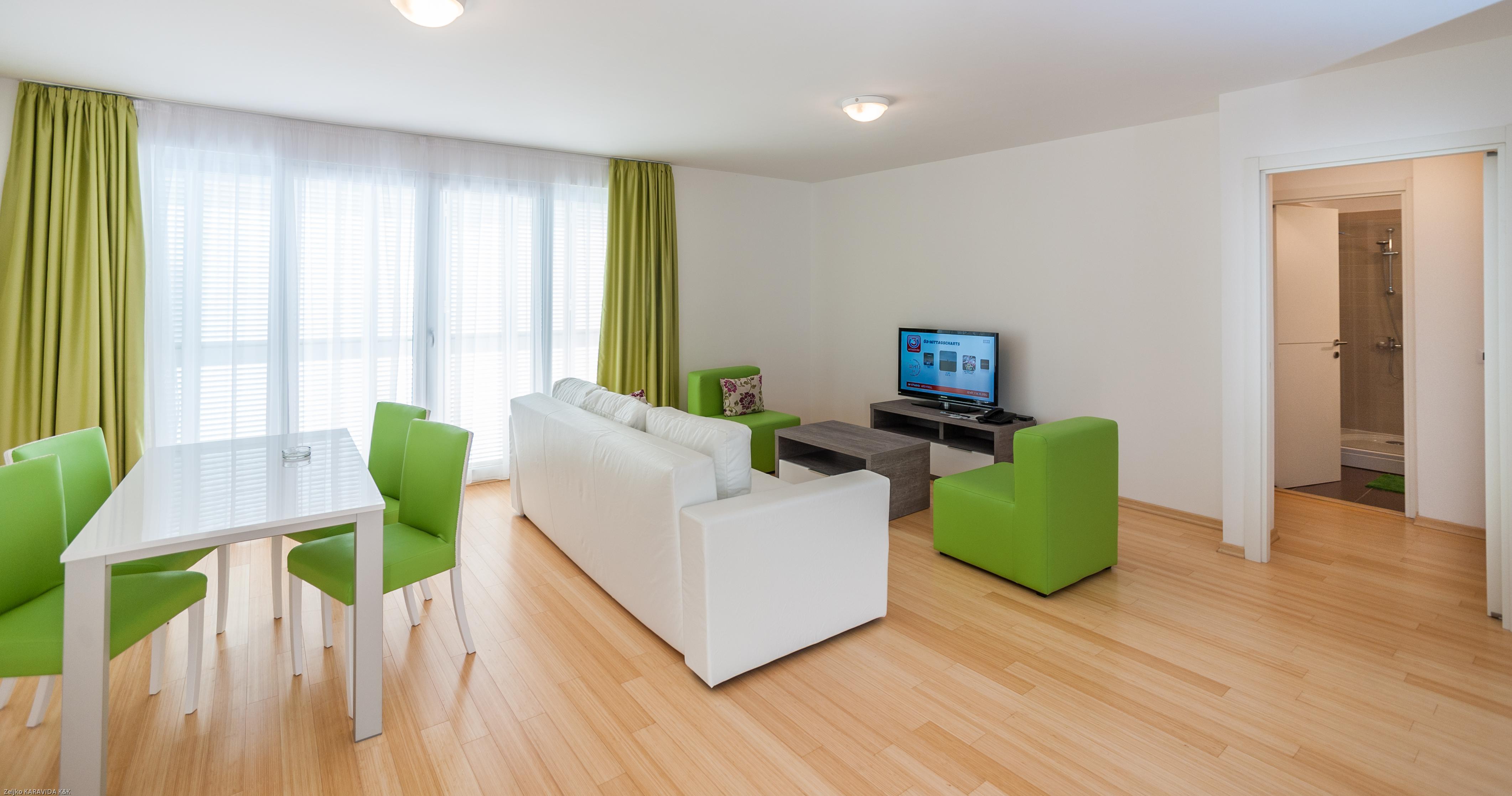 Sunnyside Apartments Resort Petrcane Eksteriør bilde