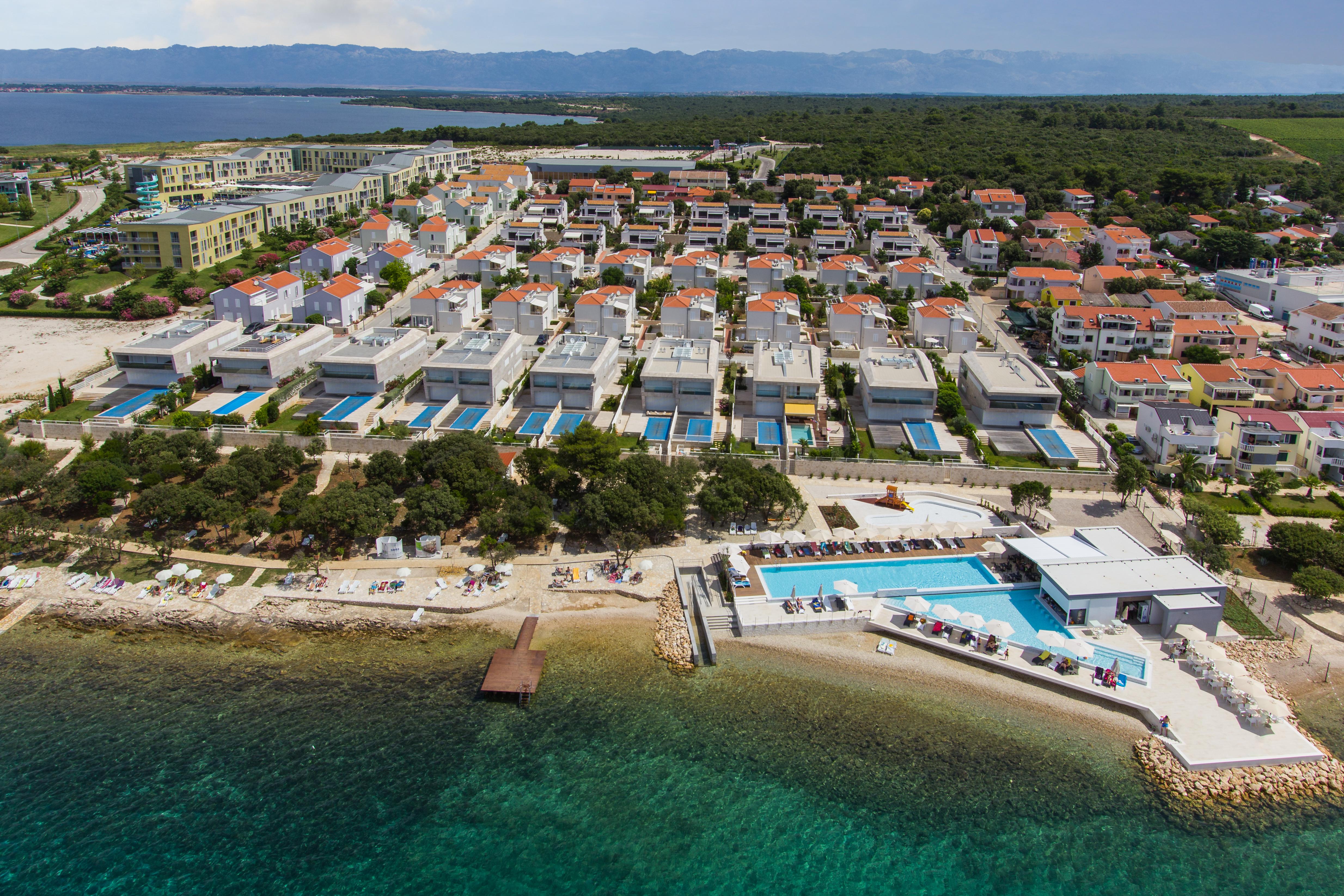 Sunnyside Apartments Resort Petrcane Eksteriør bilde
